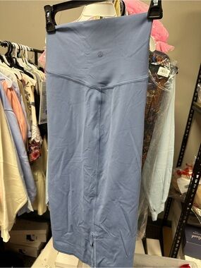 lululemon athletica Mid-Rise Midi Skirt in Periwinkle Blue